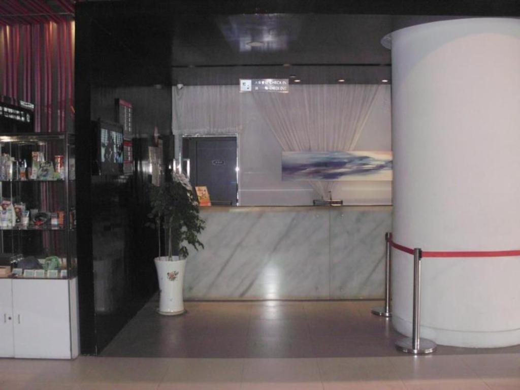 Jinjiang Inn Changsha Wuyi Square Metro Station Ifc Bagian luar foto